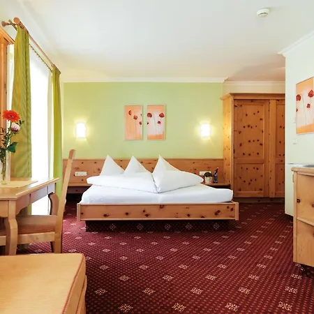 Hotel Enzian 4*