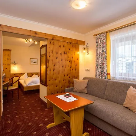 Hotel Enzian 4*