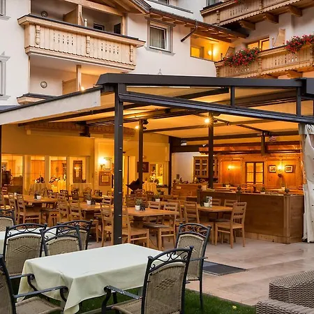 Hotel Enzian 4*