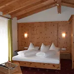 Hotel Enzian 4*